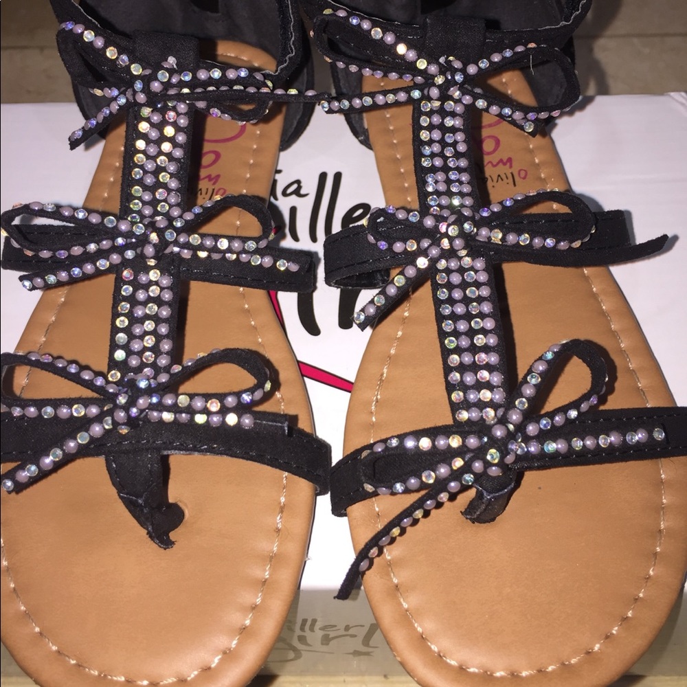 Olivia Miller Embellished Bow Sandals